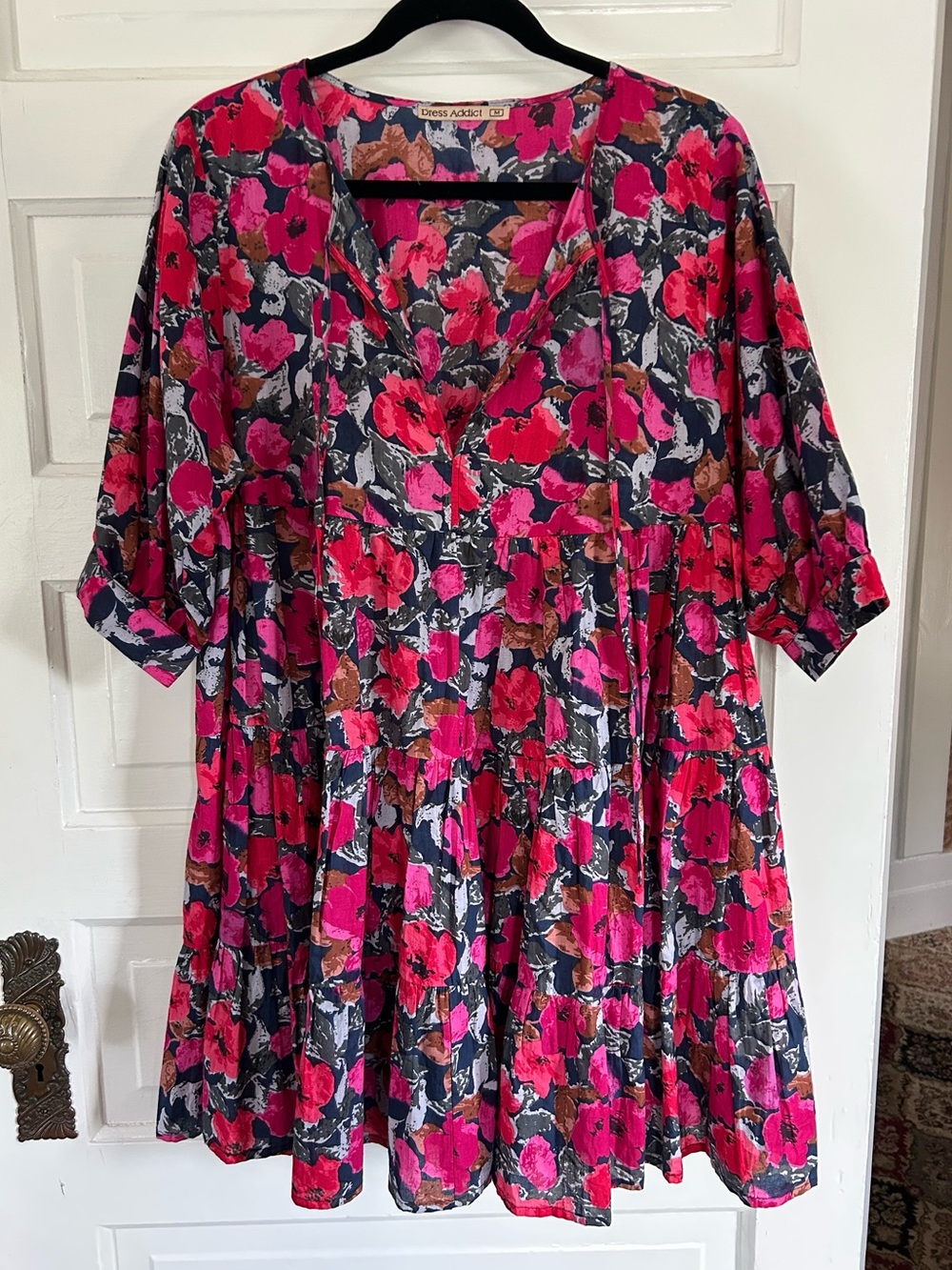 Dress Addict Tiered Floral Cotton Mini Dress in Black and Red. Size Medium